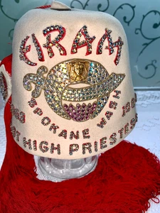 Cappello Vintage 1963 Eiram Alta Sacerdotessa Figlie del Nilo Shriners Fez Spokane WA - Foto 1 di 24