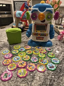 Vintage VTech COGSLEY Interactive Learning ROBOT with 27 Chips - Picture 1 of 9