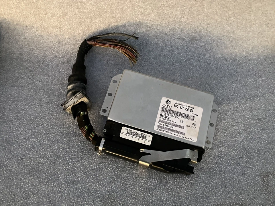 1999 99 奥迪 A4 自动变速器控制模块 AT TCM TCU 8D0927156BN — 第 1/4 张图片