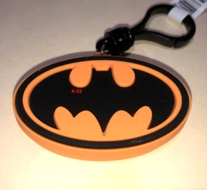 Batman 89 Logo Symbol Michael Keaton Tim Burton Movie Bag Clip Figure - Picture 1 of 3
