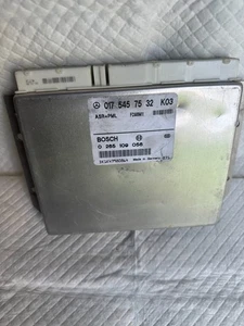 1998-99 Mercedes E-Class transmission module 017 545 75 32 K03 OEM (236) - Picture 1 of 4