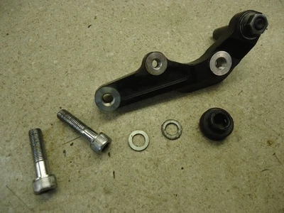 83-85 SOPORTE PINZA FRENO DELANTERO DERECHO HONDA SHADOW VT700 OEM VT750 VT 700 Foto 1 de 4