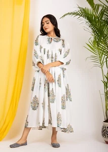 Hand Block Printed Cotton Flare Handmade Beautiful White Midi Dress For Women - Bild 1 von 6