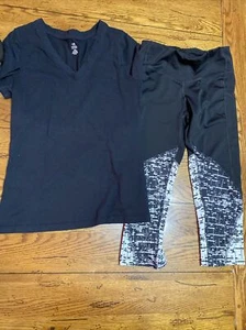 Lot of 2 Champion C9 Women's Capri Athletic Leggings size Small - Picture 1 of 10