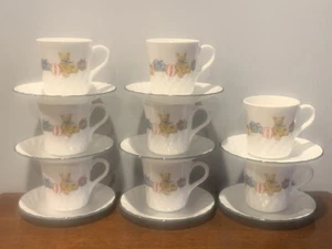 Vintage Corelle 8 Christmas Teddy Bears Coffee Tea Cups HOLIDAY MAGIC Saucers - Picture 1 of 9