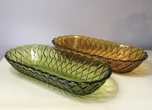 Vintage Indiana Glass Avocado Green OR Amber PRETZEL Celery Dish Spoon Holder - Picture 1 of 13