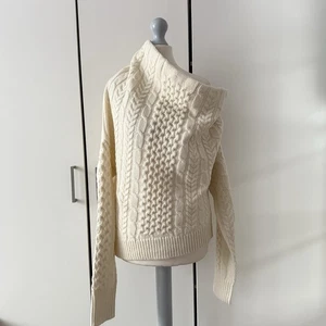 John Lewis A.W.A.K.E. Mode asymmetrischer Pullover mit Zopfmuster und hohem Wollanteil Größe 12 - Bild 1 von 12