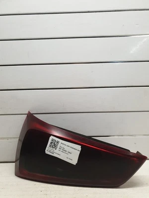 Luz trasera Audi A1 8x Pfl 3 puertas hatchback 2010-2015 (lado pasajero) 8X0945093 Foto 1 de 4