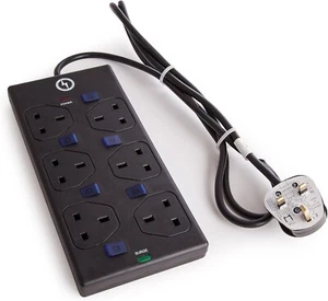 Cable de extensión de 6 velocidades y 2 metros conmutado individualmente enchufes de sobretensión de red del Reino Unido - Imagen 1 de 2