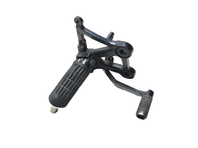 Honda CBR1000F 1987 1988 clavija delantera derecha y soporte con pedal de freno OEM Foto 1 de 4