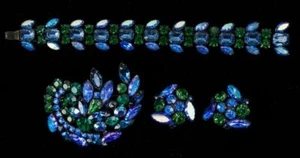 Kramer Vintage Blu Verde Demi Parure Spilla Bracciale Clip Orecchini Set Superbo! - Foto 1 di 12