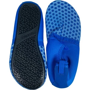 Slip-On Water Shoes Seekway Size 10 US - Picture 1 of 6