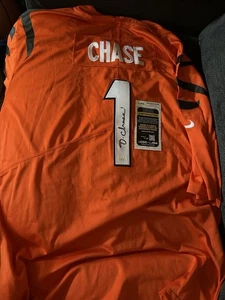 Ja'marr Chase SIGNED Bengals Jersey Stitched XL JSA Authentication COA Jamarr - Picture 1 of 3