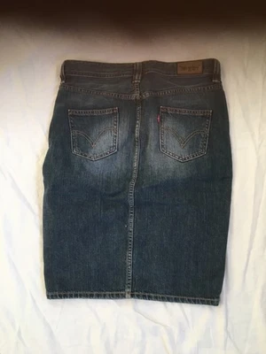 Levi's Ladies Denim Skirt Size Medium - Image 1 of 4