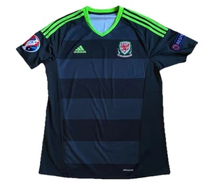 WALES EURO 2016 AWAY FOOTBALL SHIRT Adult M Medium Grey Green Euro 2016 Badge - Picture 1 of 14