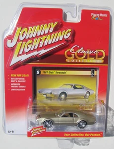 JOHNNY LIGHTNING 2016 CLASSIC GOLD 1967 OLDS TORONADO #9 B Gold LIMITED EDITION - Picture 1 of 5