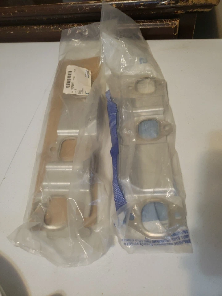 Par de juntas de colector de escape originales GM 04-07 Pontiac Saturn Chevrolet 12572979 Foto 1 de 3