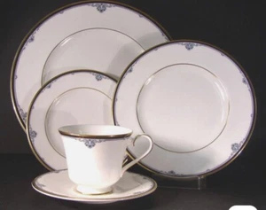 Royal Doulton Princeton 2 - Five Piece Place Settings 10 Pieces - Picture 1 of 5