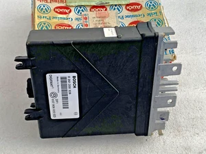 Bosch Motor Steuergerät (für? VW Passat Variant B3 3A5 35i 2.0 116 PS ?) Neu NOS - Picture 1 of 6