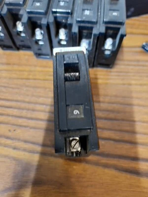 Disyuntor Challenger cbbh1020 / cbbh1020 20 amperios 1 polo garantía de 1 año  Foto 1 de 4