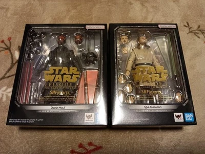 Juego de 2 S.H.Figuarts Qui-Gon Jinn & Darth Maul (STAR WARS: La amenaza fantasma) Foto 1 de 2