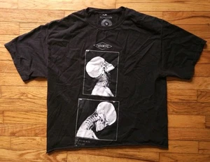 Paramore Tour 2023 X-Ray Hayley Williams T-Shirt Sz L Doctors Orders - Picture 1 of 8
