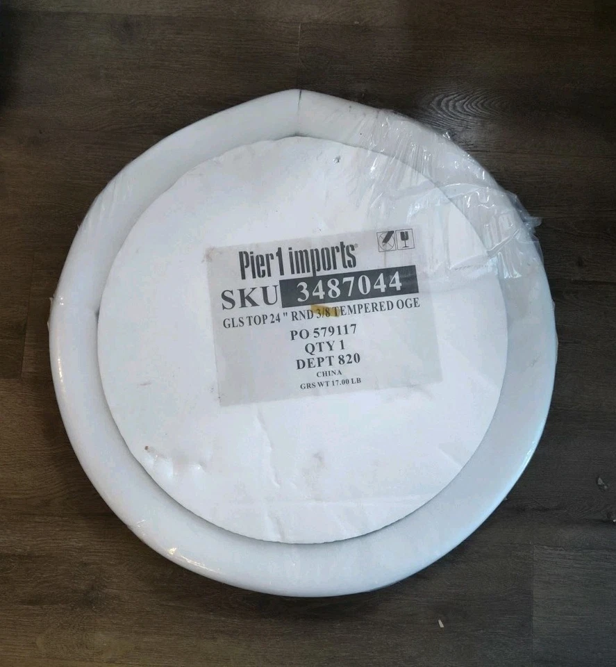 Pier 1 Importaciones 24 pulgadas Mesa de vidrio templado OGE 3/8 pulgadas Grueso 3487044 579117 Foto 1 de 1