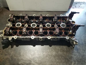 PORSCHE CAYENNE S 4.5 V8 CYLINDER HEAD TOP LEFT SIDE WITH CLAMPS 948105122 - Picture 1 of 13