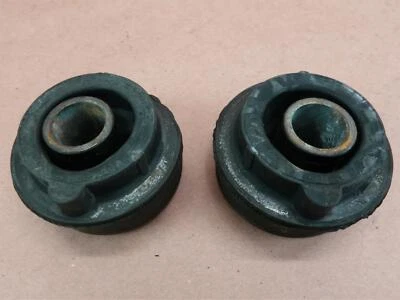 Harley Davidson Iron 883 XL883N 2009-2017 aislador de montaje del motor delantero Foto 1 de 4