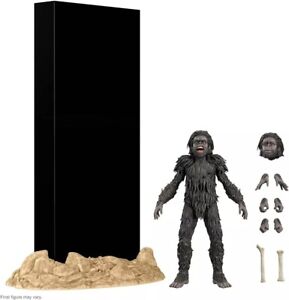 2001: A Space Odyssey MOON WATCHER Ultimates Figure Set SEALED Super7