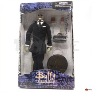 Figura de madera Buffy the Vampire Slayer Sideshow 12" Hush Gentlemen base - caja desgastada - Imagen 1 de 6