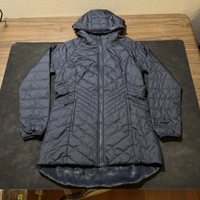 Chaqueta The North Face Mossbud Swirl para mujer gris medio reversible abrigo con capucha Foto 1 de 4