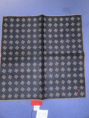 Brand new with tags, Isaia Napoli Wool Pocket Square. Made in Italy. - Image 1 of 4