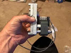 2 U/min CCW Rotation Industrie Getriebemotor 3/8" Welle, 2-5/8" Lüfter, 120 V, 90 Zoll/Pfund - Bild 1 von 7