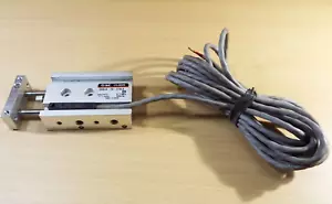 SMC CXSL6-10-Z73LS CILINDRO PNEUMATICO ARIA COMPATTO SENSORE ASSEMBLAGGIO OEM D-Z73 - Foto 1 di 17