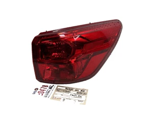 2017 2018 2019 2020 NISSAN PATHFINDER RIGHT SIDE TAIL LIGHT OEM - Picture 1 of 17