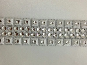 TACHÓN PLATEADO / EFECTO DIAMANTE BORDE DE CINTA, BODA, ARTESANÍA, 1 yarda/2,5 cm aprox - Imagen 1 de 6