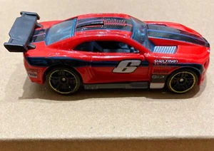 HotWheels 2011 Camaro TM GM 1/64 Diecast. - Picture 1 of 4