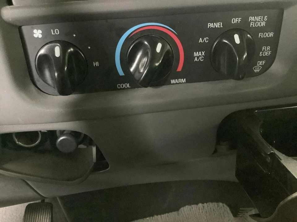Temperature Control Heritage With AC Fits 99-04 FORD F150 PICKUP 342029 - Image 1 of 4