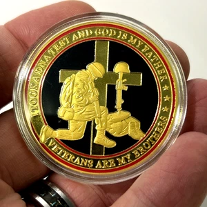 Moneda Desafío Militar 1.75" Credo Veterano 1 PIEZA* “Arrodilla por los Caídos” - Imagen 1 de 5