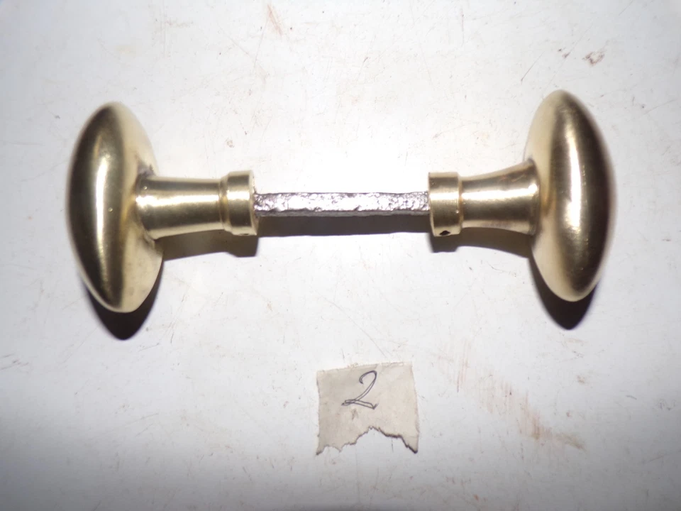 Poignées de porte anciennes en laiton - Photo 1/1