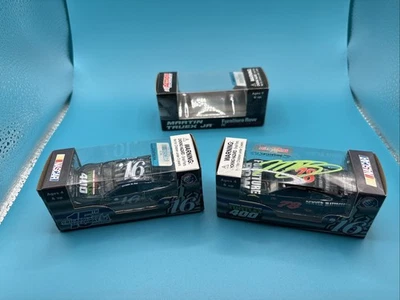 Martin Truex Jr 78 Furniture Row Teenage Mutant Ninja Turtles 2016 autografiado Foto 1 de 4