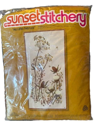 Sunset Stitchery Autumn Thistles Crewel Kit 2265 Lana Hilo Algodón Tela 1977 Foto 1 de 4