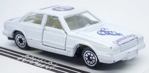 Audi 5000 vintage años 80 sedán de 2 puertas blanco "Carnegie Hall" escala 1/64 diecast - Imagen 1 de 3