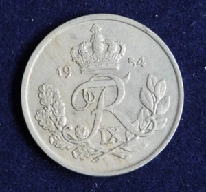 1954 Denmark 25 Ore Copper-Nickel World Coin - KM# 842.1 - Picture 1 of 4