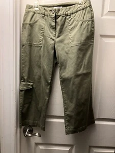 Liz Claiborne First Issue Army Green ladies pants size 8 stretch - Picture 1 of 8