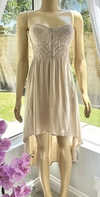 Vestido Corsé Poetry Alto Bajo Marrón Claro Fluido Talla M Mediano Sin Tirantes Foto 1 de 4