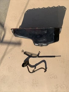 HOLDEN COMMODORE VB VC VH VK VL SUMP W/PICKUP & DIPSTICK 253 308 304 4.2L 5.0L - Picture 1 of 13
