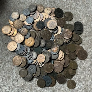 Job Lot Bundle over 1.5 kg One Penny and Half Penny Coins Victoria to Elizabeth - Picture 1 of 1