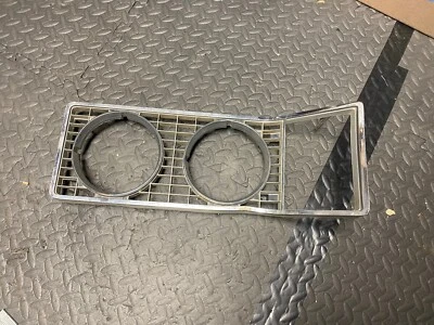 Mercury Montego 1972 OEM Fomoco faro bisel y luz de estacionamiento #D2GB-13064 LH Foto 1 de 4